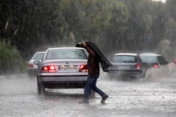 هلال‌احمر در 16 استان به دلیل وزش شدید باد و بارش رگباری در آماده‌باش کامل