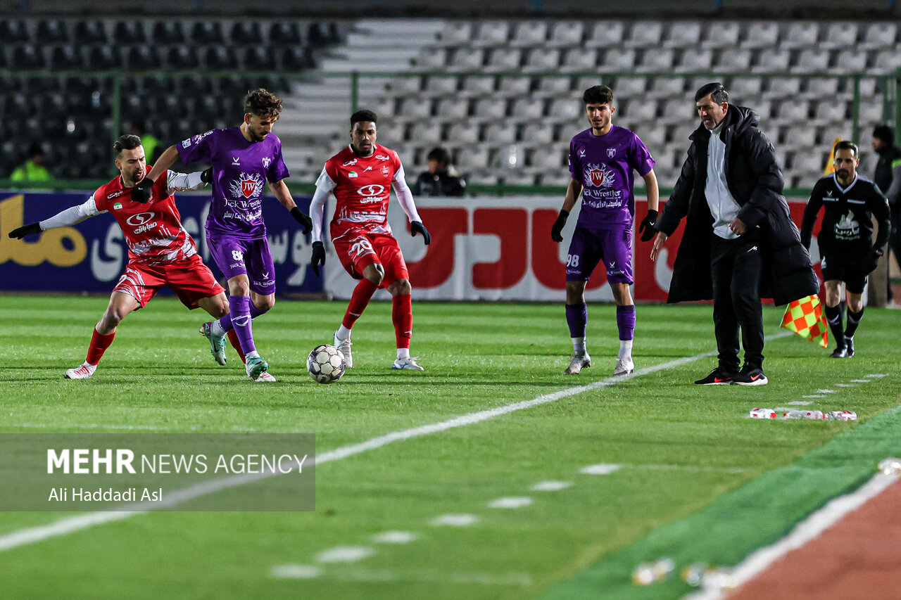 پرسپولیس به دنبال سرمربی خارجی؛ سه گزینه نهایی شدند