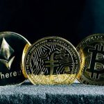بیت‌کوین قرمز ماند