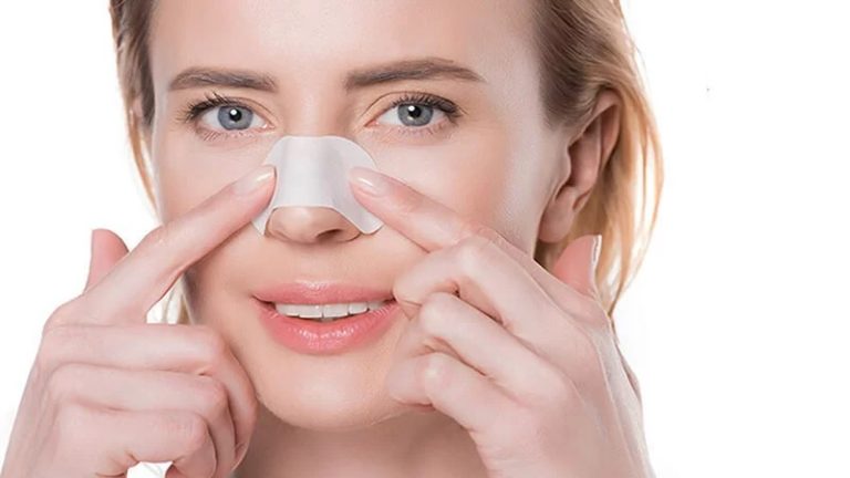 راهنمای کامل چسب زدن بینی بعد از عمل