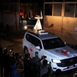 تحویل جسد یک اسیر صهیونیست به صلیب سرخ